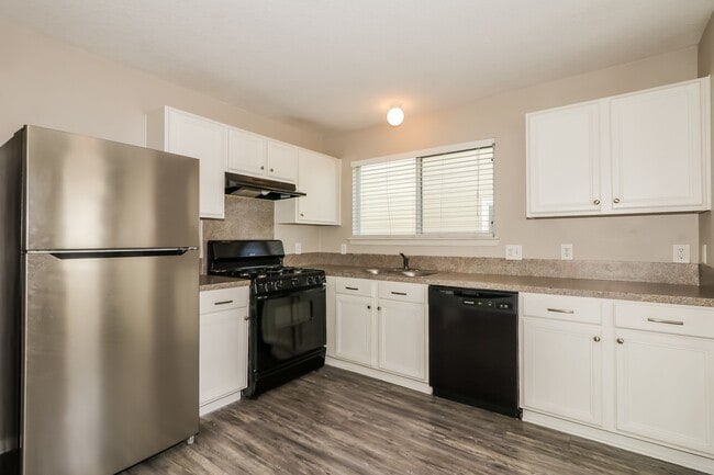 Photo - 20908 Patriot Park Ln