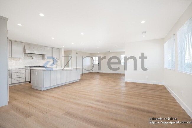 Photo - 5002 Plainview Rd