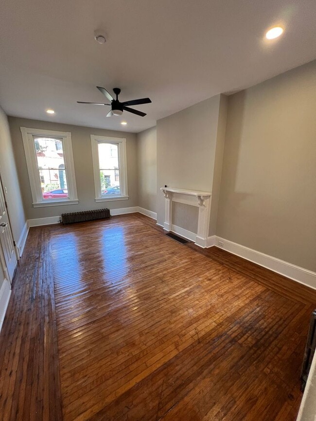 Photo - 45 S Lime St Unit Apt 1