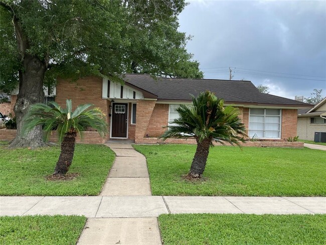 Photo - 3727 Woodvalley Dr House