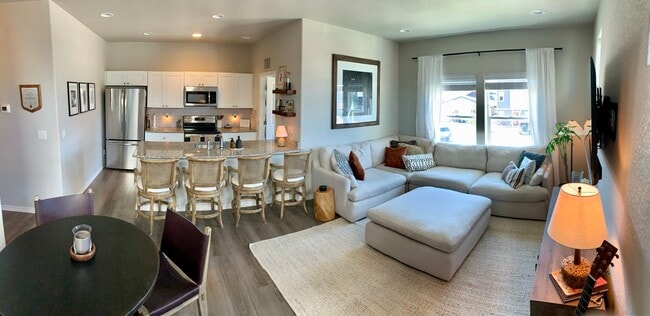 Photo - 713 Grissom Dr