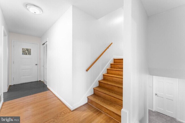 Photo - 12 Earlybird Ave