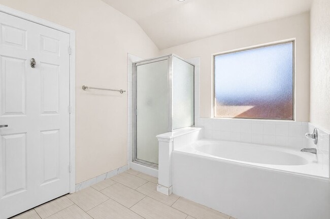 Photo - 2719 Riverhollow Ln