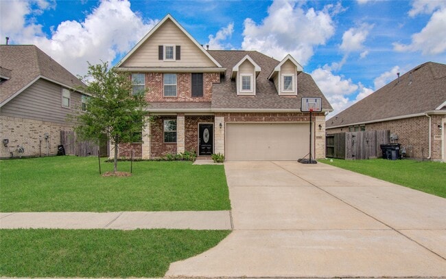 Building Photo - 12319 Gatewood Dr