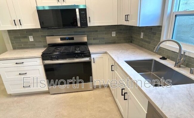Building Photo - 3535 Park Blvd Rental