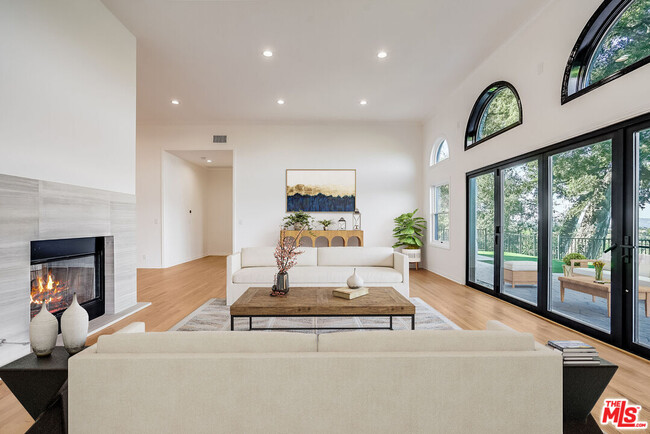 Photo - 15851 Mulholland Pl House
