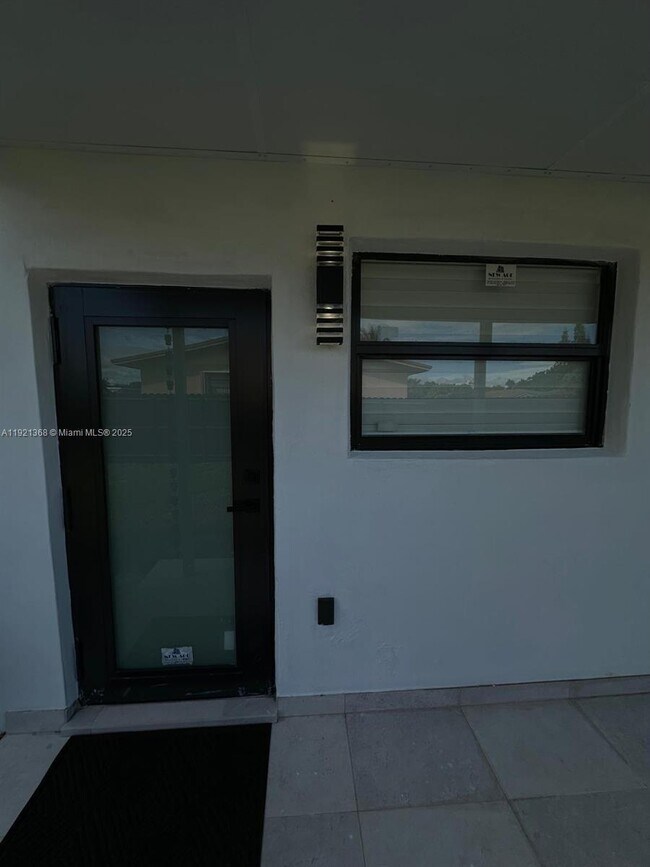 Photo - 19823 SW 119th Ct