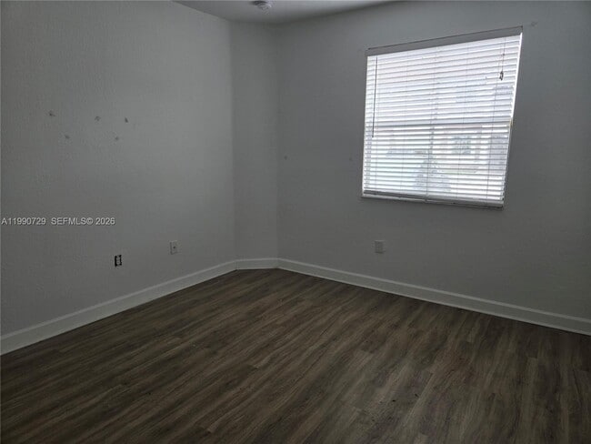 Photo - 1536 SE 25th St Unidad 103