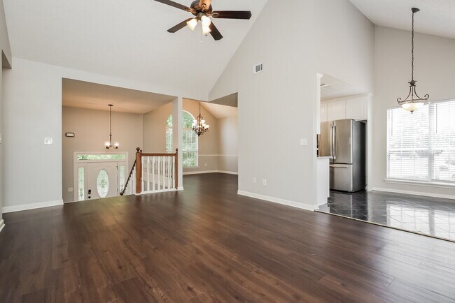 Photo - 685 Chaseridge Dr