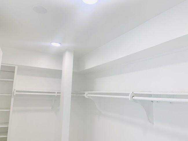 Photo - 5301 Balboa Blvd Unit F7