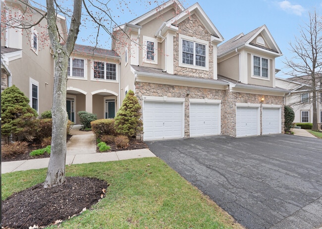 Photo - 64 Henning Ter Unit 64