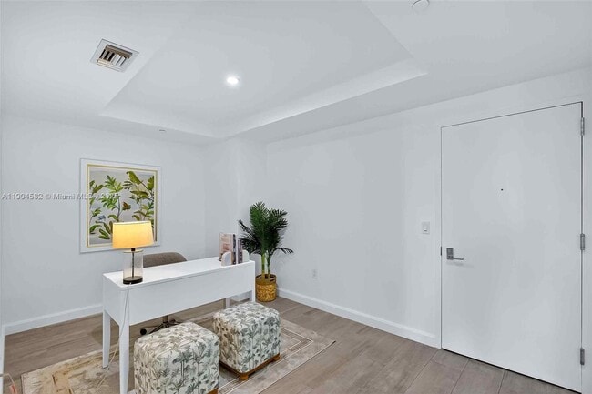 Photo - 45 SW 9th St Unit 3704