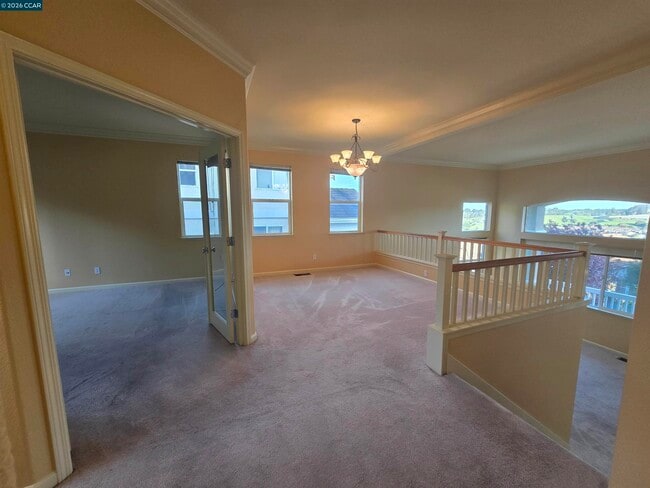 Photo - 894 Bridgeway Cir