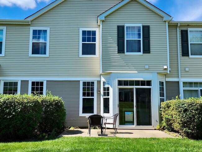 1904 Cobblestone Dr