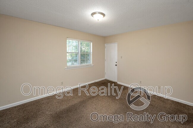 Photo - 600 S Broadway Ave Unit Apt F2