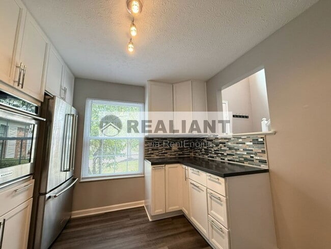 Photo - 6446 Linkview Ct