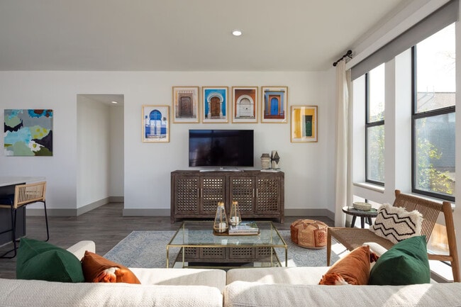 Photo - Move-in Special: $0 Fees + $1000 Off! Unit 10SF