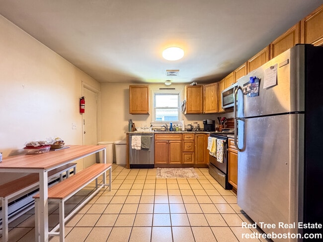 Photo - 74 Dunboy St Unit U2 3-bed
