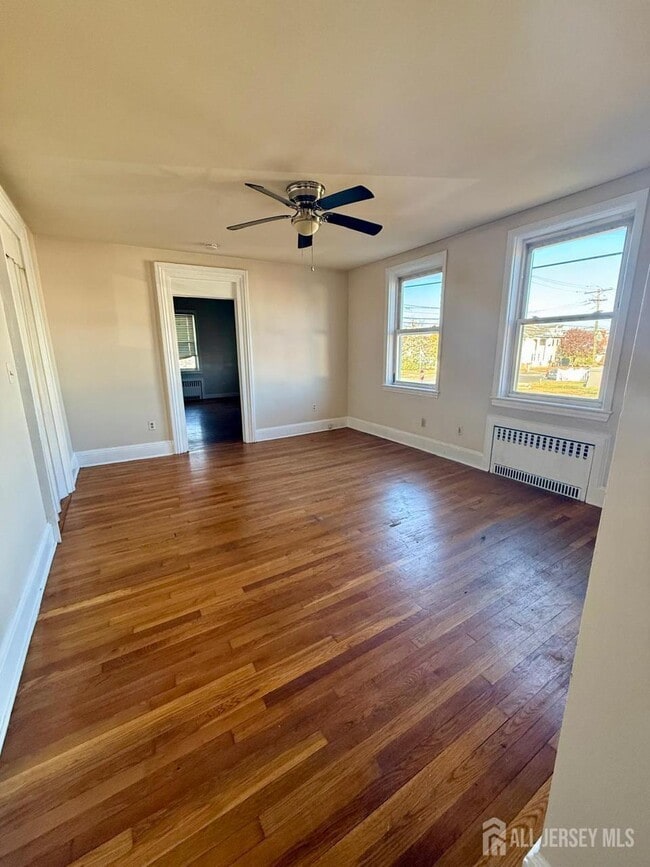 187 Main St Unit 1 E