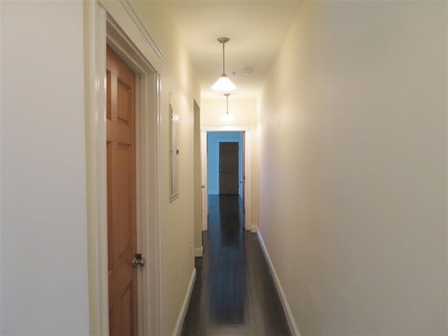 Photo - 6 Giles Park Unit 2