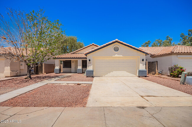 Photo - 2014 N 84th Ln House