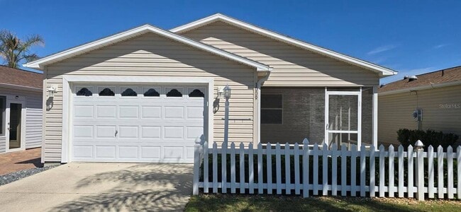 Building Photo - 1009 Ridgeville Rd
