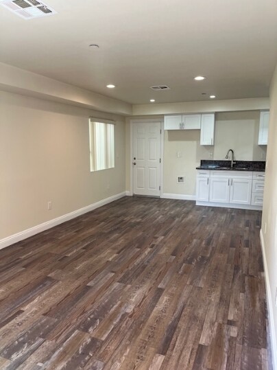 Photo - 213 E 84th Pl