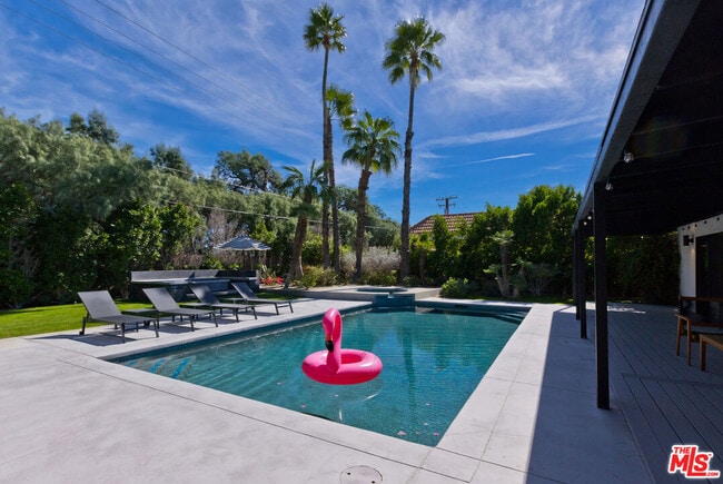 Photo - 2660 N Farrell Dr