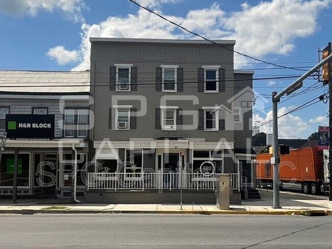 Building Photo - 5 S Main St Unit 2 Rental