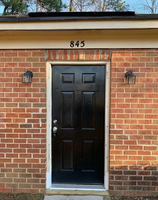 Photo - 845/847 Mitchell Bridge Road Duplex