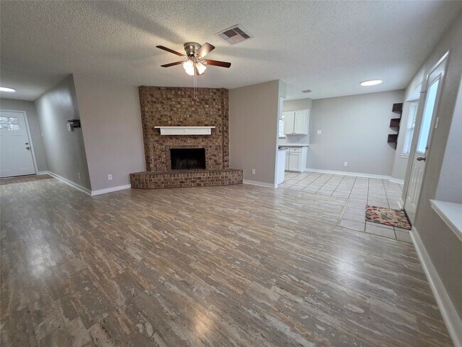 Photo - 6607 Rockfield Dr