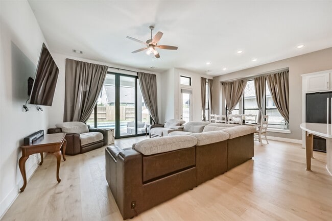 Photo - 16911 Lupine Mdw Ln