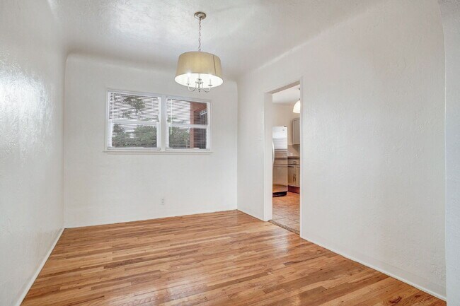 Photo - 819 Ellis St