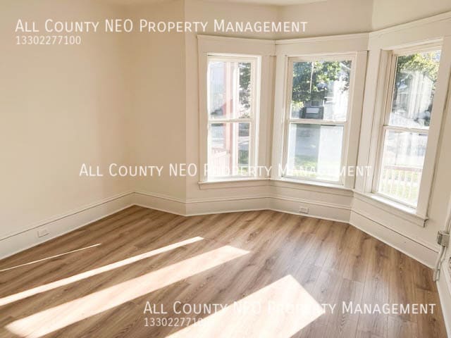 Building Photo - 3294 W 98th St Unit 3
