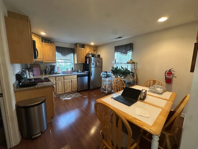 444 Myrtle Ave Unit 1
