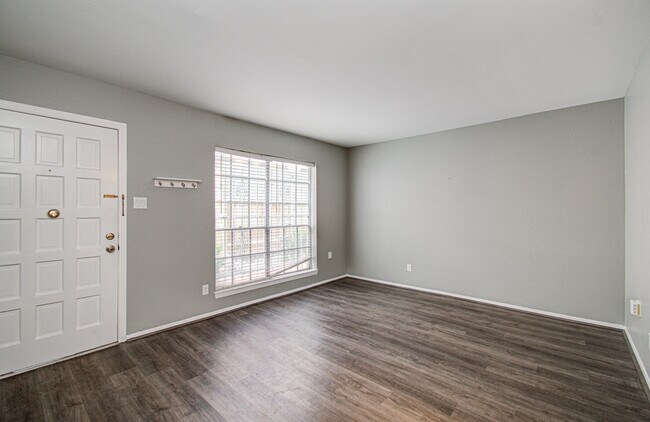 Photo - 1713 Huldy St Unit 3