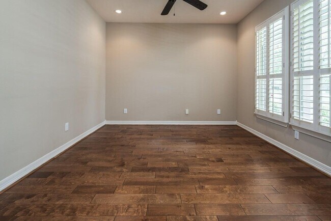 Photo - 12406 Santiago Cove Ln