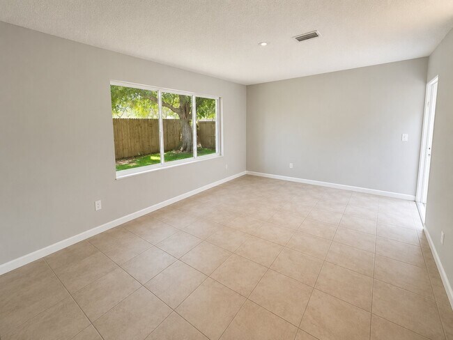 Photo - 1812 47th Ave Dr W Unit 1812