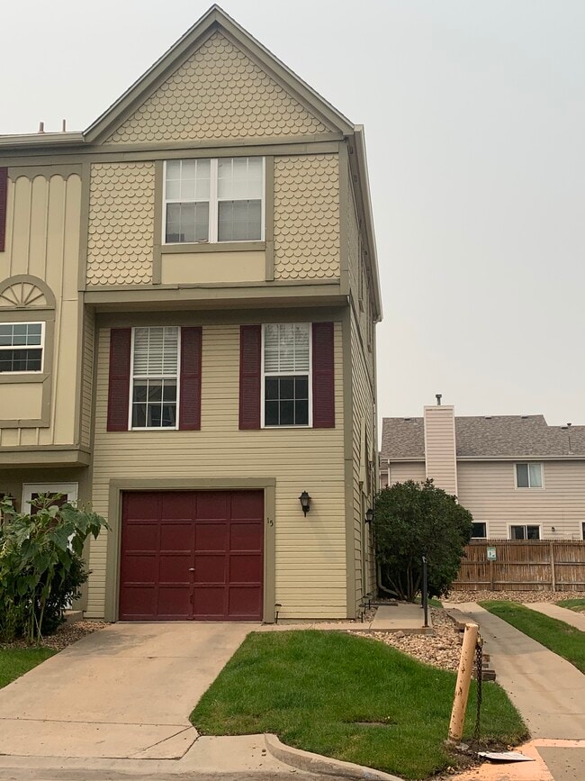 Building Photo - 1811 S Quebec Way Unit 15