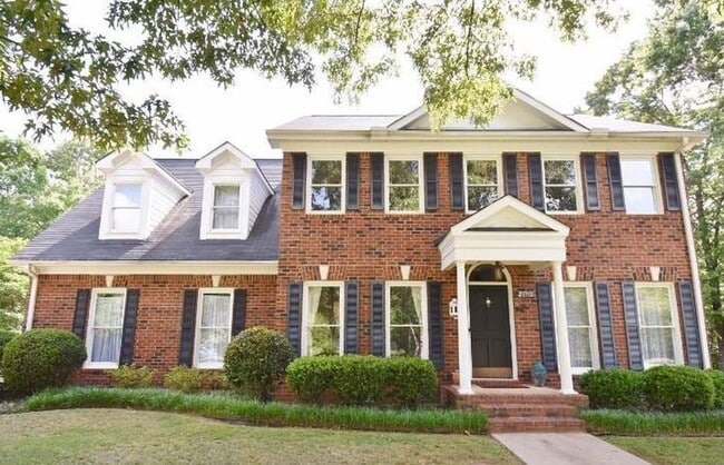 Building Photo - 1150 Lavista Rd