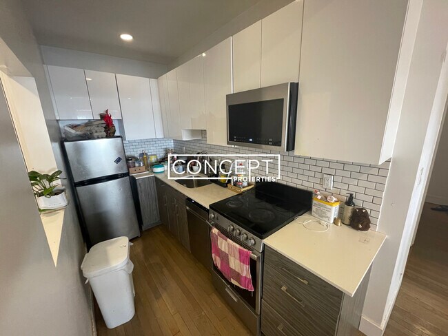 Photo - 11 Peterborough St Unit 10CP