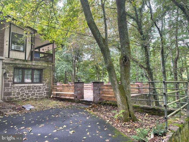 Building Photo - 65 Meadow Glen Ln
