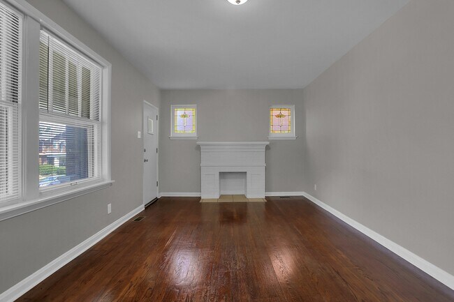 Photo - 5036 Tholozan Ave Unit 1F