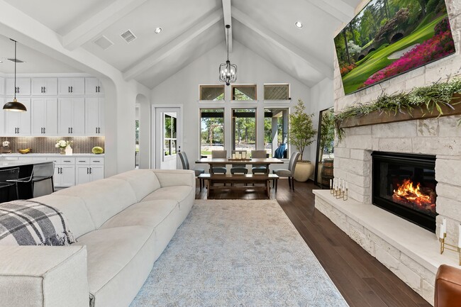 Photo - 127 Loysoya St