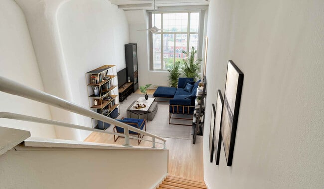 Large windows for incredible natural light
