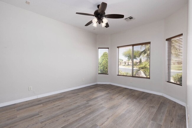 Photo - House in Gated Community with Views!