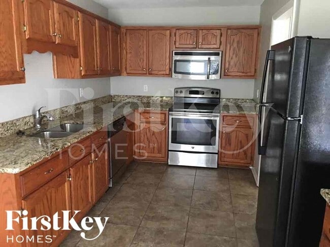 Photo - 1665 Central Trails Dr