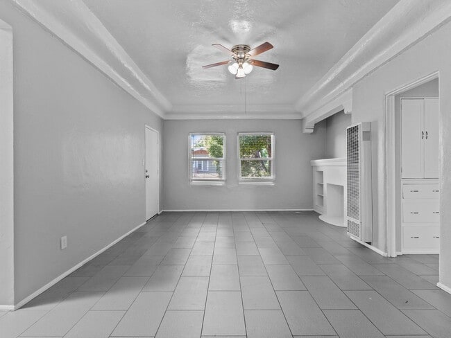 Photo - 820 Lime Ave Unidad 04