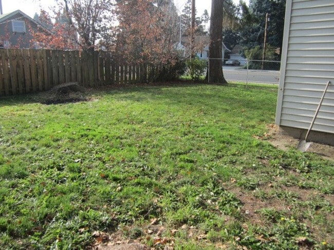 Photo - Cute Newley Remodeled 3 BD in Aloha!!