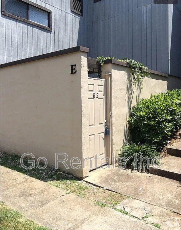Building Photo - 3350 Altamont Rd S Unit E2 Rental